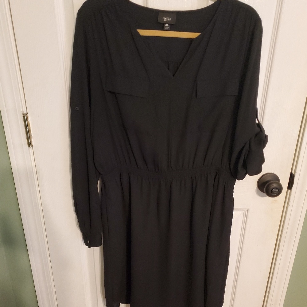 Black dress with rolled sleeves